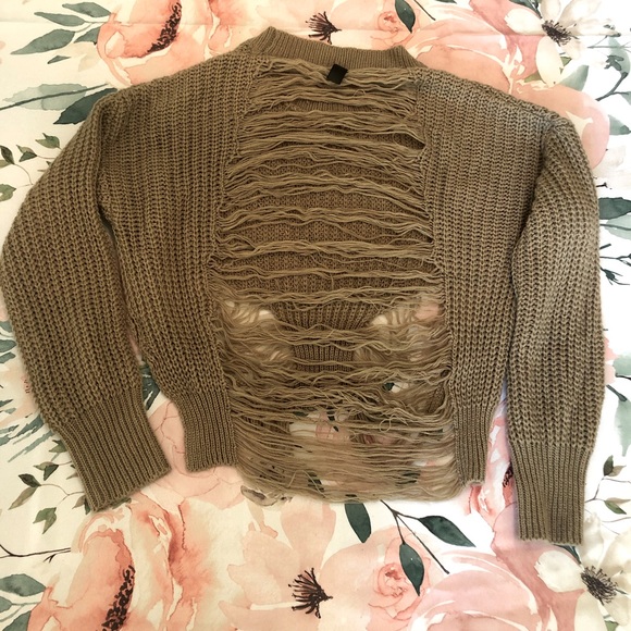Distressed Sweater - Picture 2 of 4
